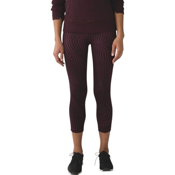 |EUC| LULULEMON Wunder Under Pant (Hi-Rise) in Shifted Horizon Red Grape Black - Picture 1 of 10